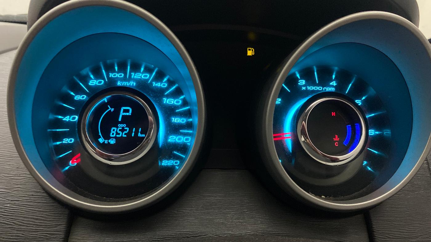 2017 Mahindra XUV500 W10 AT, Diesel, Automatic, 85,188 km, Odometer Image