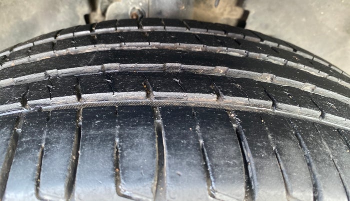 2021 Tata Harrier XZA PLUS CAMO EDITION, Diesel, Automatic, 1,10,516 km, Right Front Tyre Tread