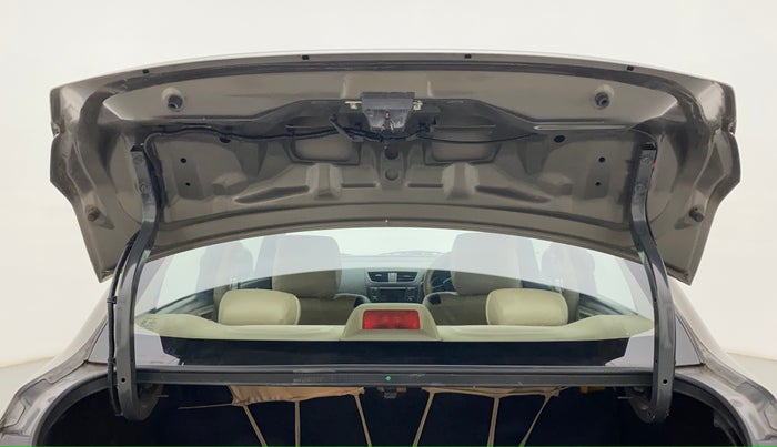 2015 Maruti Swift Dzire VXI, Petrol, Manual, 90,603 km, Boot Door Open