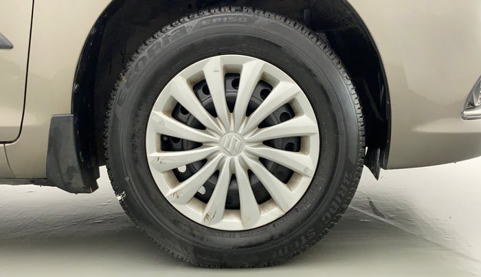 2015 Maruti Swift Dzire VXI, Petrol, Manual, 90,603 km, Right Front Wheel