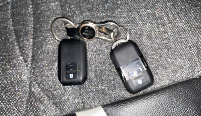 2023 Maruti IGNIS ZETA 1.2 AMT, Petrol, Automatic, 20,123 km, Key Close Up