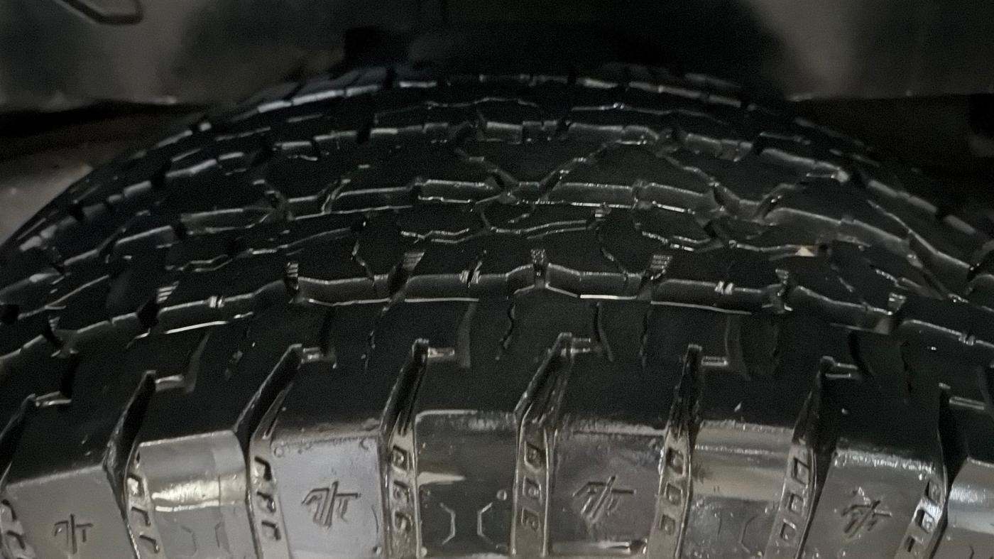 2023 Mahindra Thar LX D HT 2WD MT, Diesel, Manual, 60,422 km, Left Rear Tyre Tread