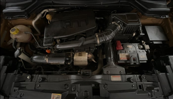 2022 Mahindra XUV300 W8(O) TURBO GDI, Petrol, Manual, 14,534 km, Engine View
