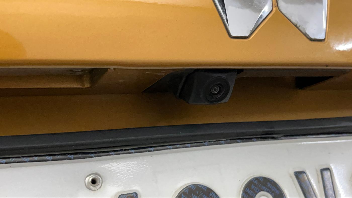 2022 Mahindra XUV300 W8(O) TURBO GDI, Petrol, Manual, 14,537 km, Parking Camera