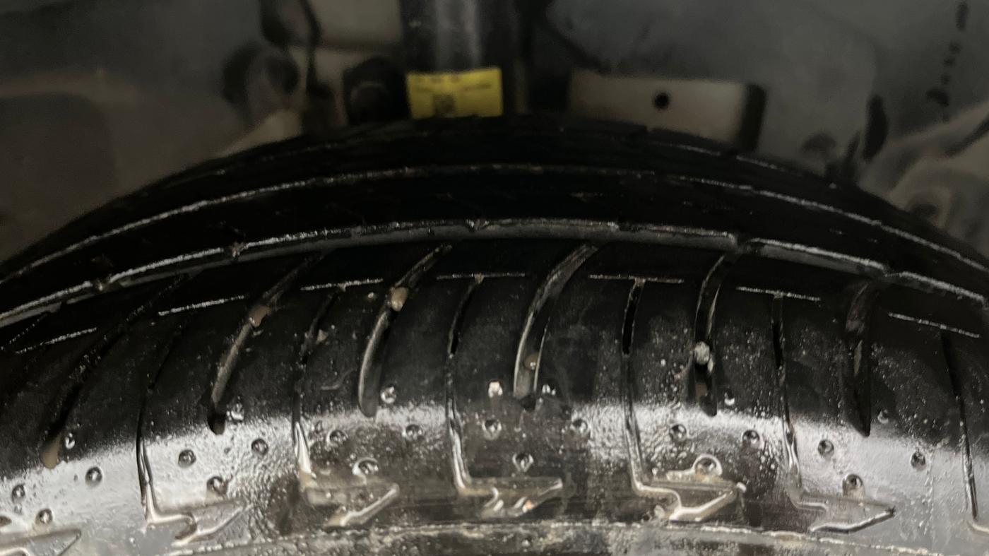 2018 Ford Ecosport TITANIUM + 1.5L PETROL AT, Petrol, Automatic, 57,422 km, Right Front Tyre Tread