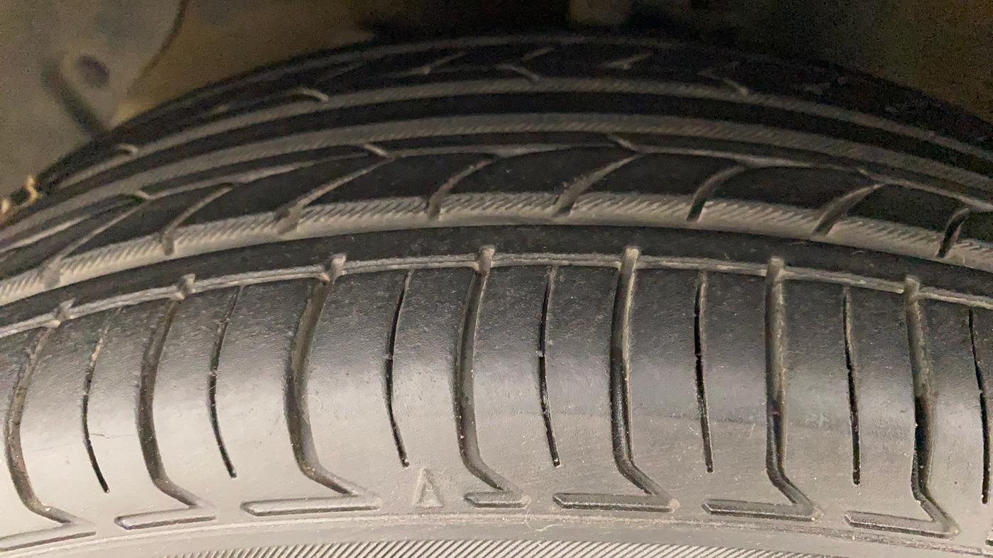 2018 Hyundai Grand i10 MAGNA 1.2 KAPPA VTVT, Petrol, Manual, 41,025 km, Left Front Tyre Tread