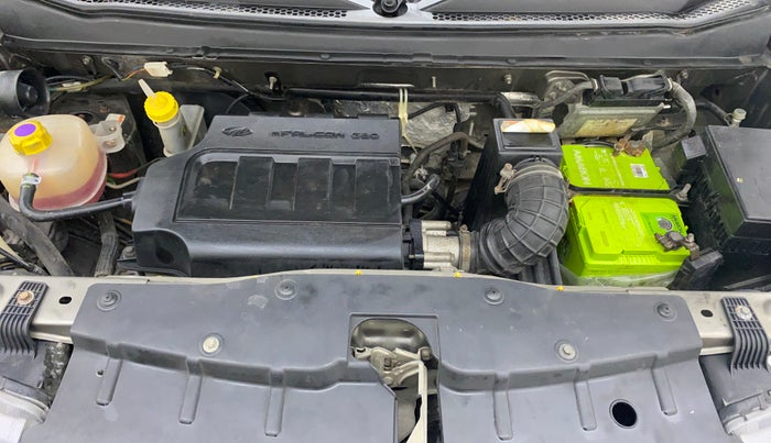 2016 Mahindra Kuv100 K8 6 STR, Petrol, Manual, 35,735 km, Open Bonet