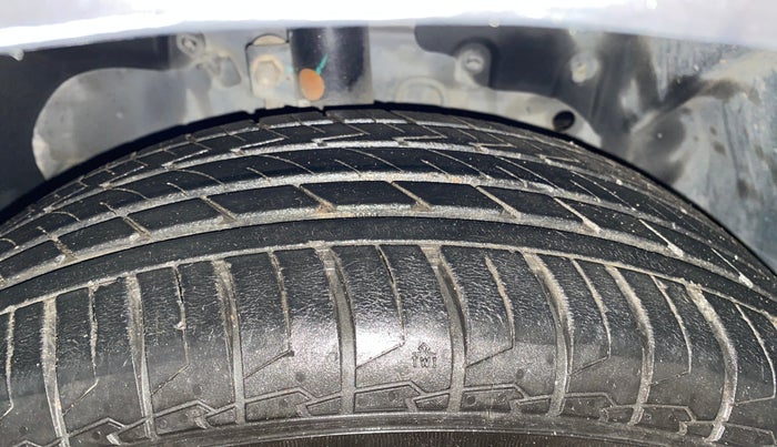 2014 Ford Ecosport AMBIENTE 1.5L PETROL, Petrol, Manual, 74,455 km, Right Front Tyre Tread