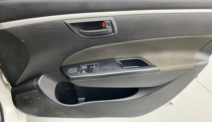 2016 Maruti Swift LXI, Petrol, Manual, 9,028 km, Driver Side Door Panels Control