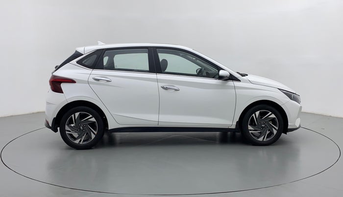 2021 Hyundai NEW I20 ASTA (O) 1.5 CRDI MT, Diesel, Manual, 27,412 km, Right Side