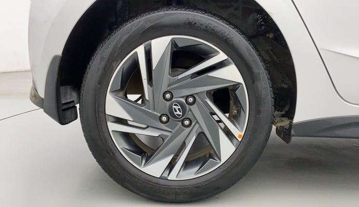 2021 Hyundai NEW I20 ASTA (O) 1.5 CRDI MT, Diesel, Manual, 27,412 km, Right Rear Wheel
