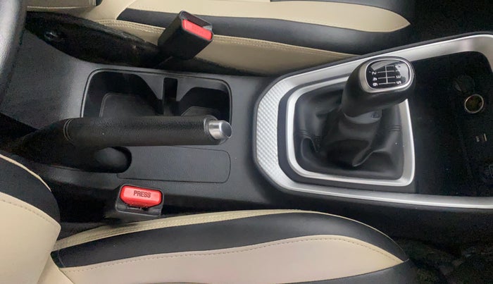 2022 KIA SONET HTX 1.0 IMT, Petrol, Manual, 36,717 km, Gear Lever