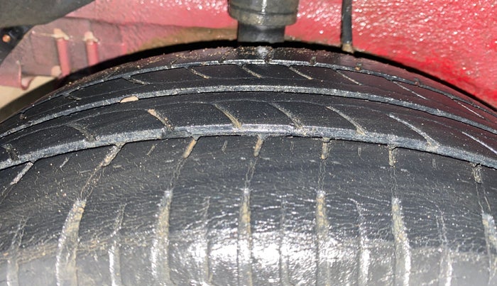 2015 Tata Zest XT PETROL, Petrol, Manual, 49,926 km, Right Rear Tyre Tread