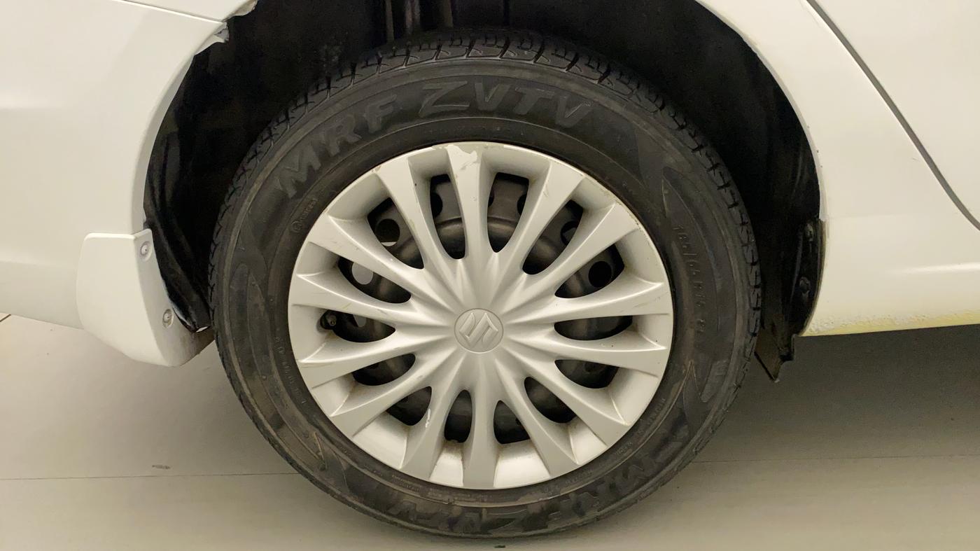 2014 Maruti Ciaz VDI, Diesel, Manual, 60,880 km, Right Rear Wheel