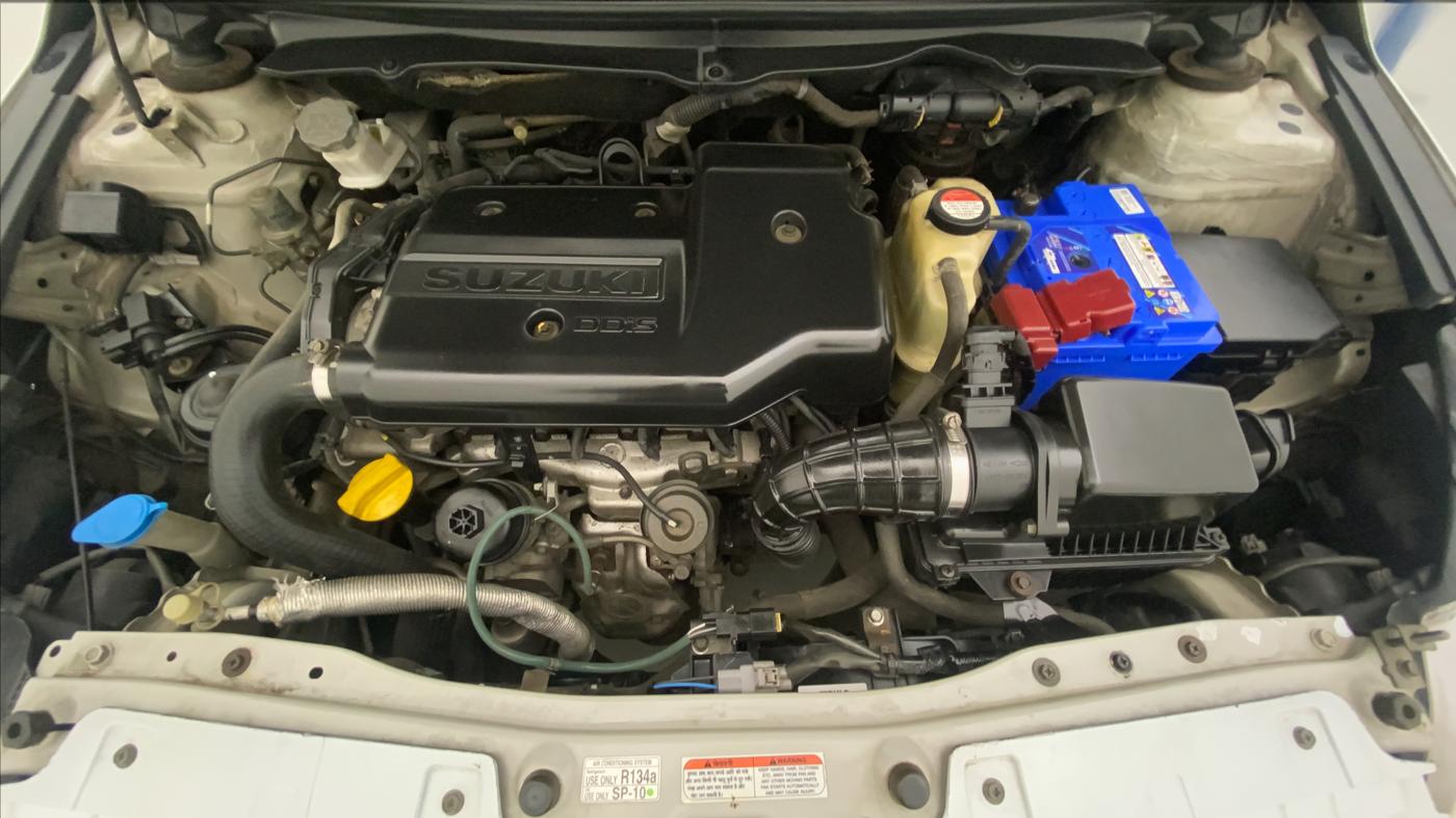 2014 Maruti Ciaz VDI, Diesel, Manual, 60,880 km, Open Bonet