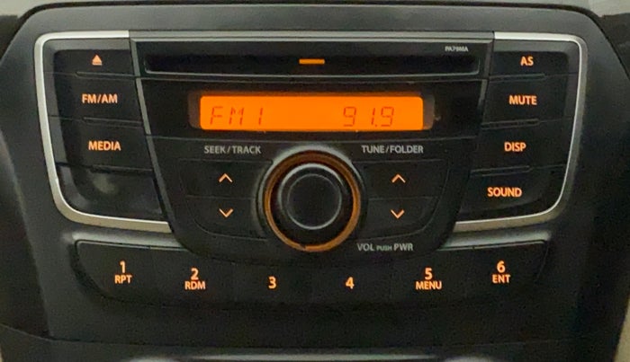 2014 Maruti Ciaz VDI, Diesel, Manual, 60,880 km, Infotainment System