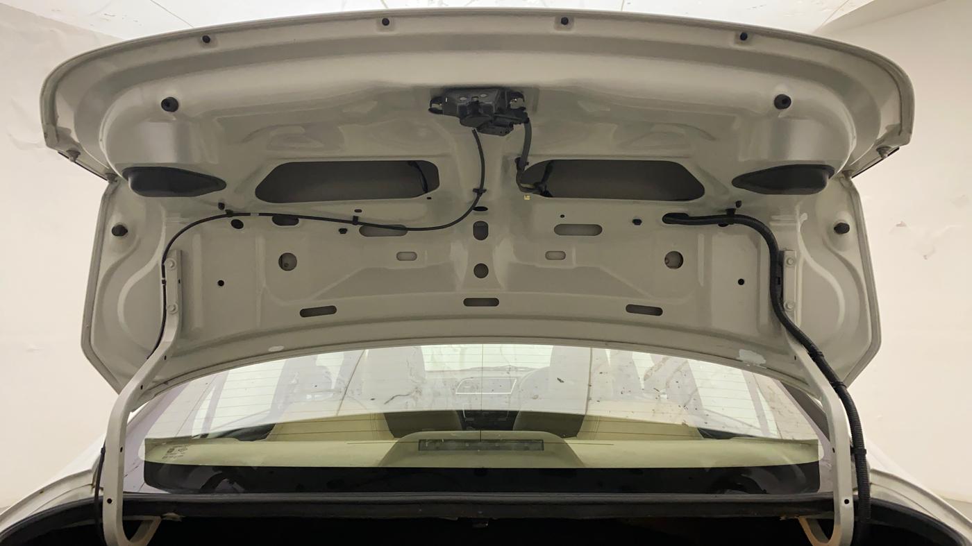 2014 Maruti Ciaz VDI, Diesel, Manual, 60,880 km, Boot Door Open
