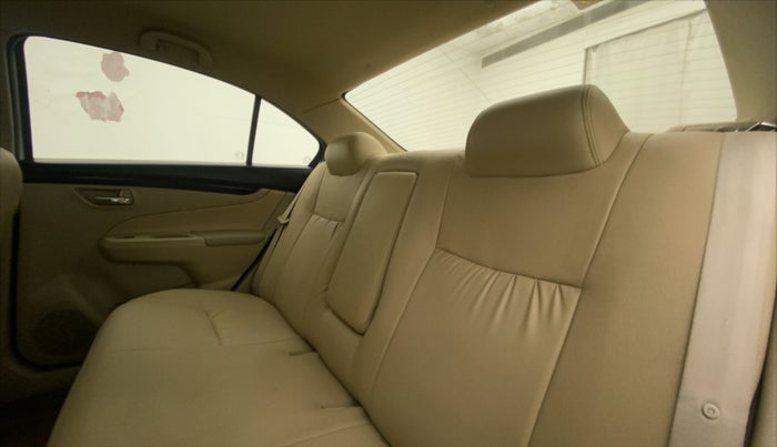 2014 Maruti Ciaz VDI, Diesel, Manual, 60,880 km, Right Side Rear Door Cabin
