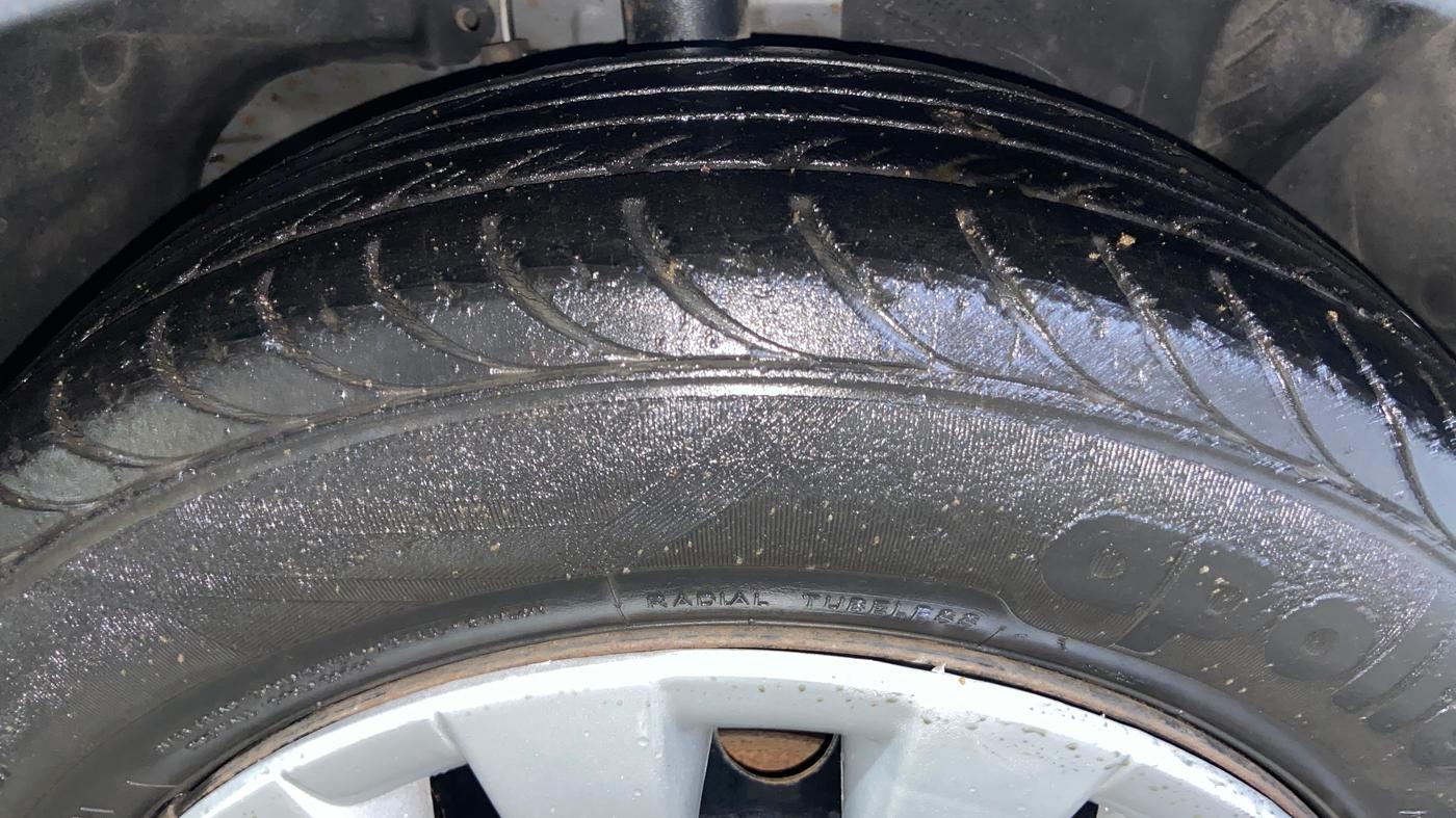 2017 Ford Figo Aspire TREND 1.2 PETROL, Petrol, Manual, 47,949 km, Right Front Tyre Tread