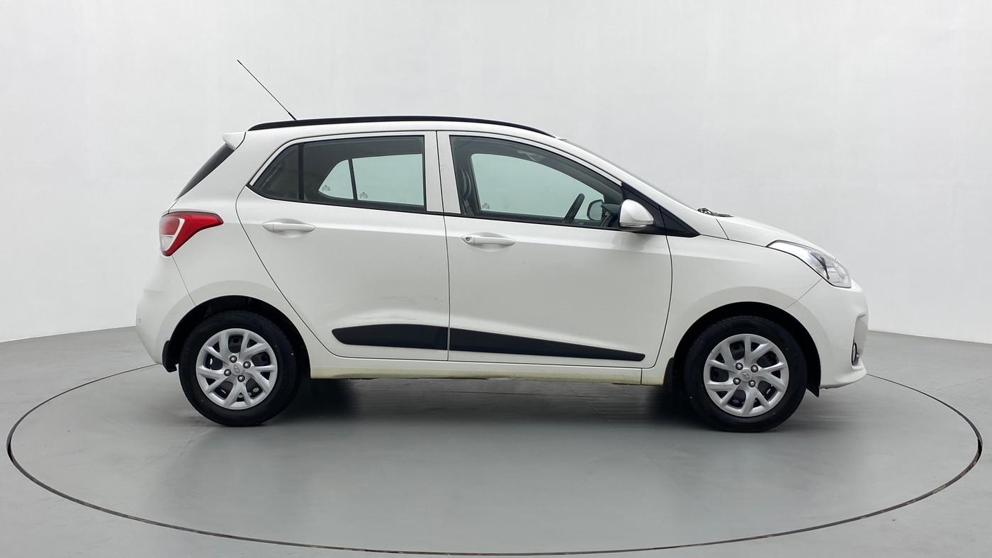 2018 Hyundai Grand i10 SPORTZ 1.2 KAPPA VTVT, Petrol, Manual, 23,877 km, Right Side View