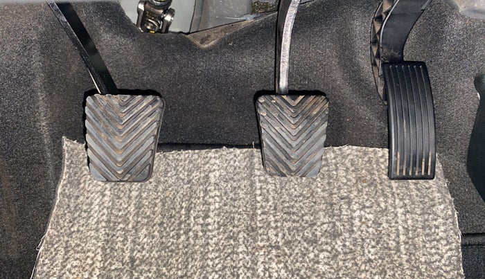 2021 Hyundai VENUE S+ 1.2, Petrol, Manual, 8,602 km, Pedals