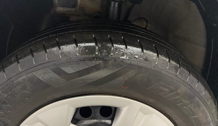 2021 Hyundai VENUE S+ 1.2, Petrol, Manual, 8,602 km, Left Front Tyre Tread