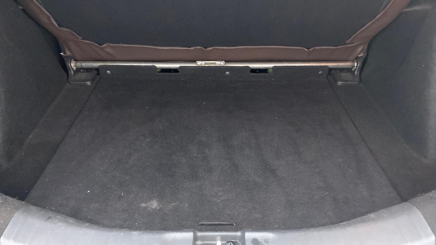 2021 Honda WR-V 1.5 i-DTEC VX MT, Diesel, Manual, 13,224 km, Boot Inside
