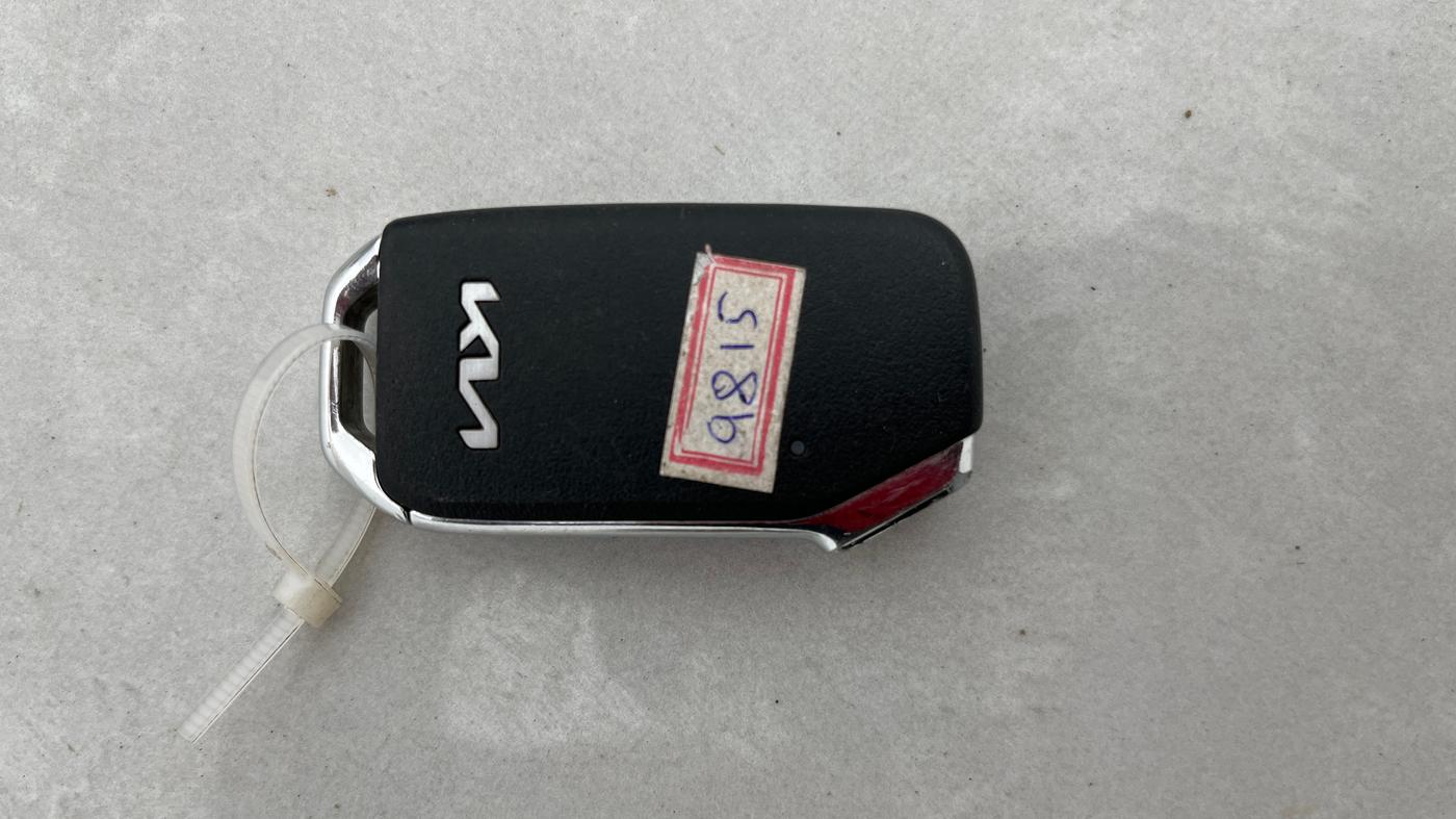 2023 KIA SELTOS  GTX PLUS 1.5 DIESEL AT, Diesel, Automatic, 37,875 km, Key Close Up