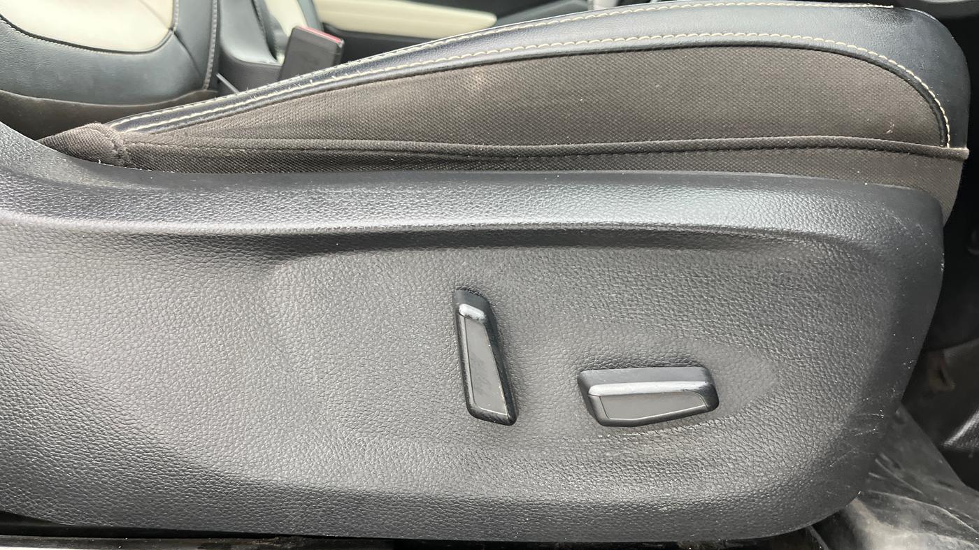 2023 KIA SELTOS  GTX PLUS 1.5 DIESEL AT, Diesel, Automatic, 37,875 km, Driver Side Adjustment Panel