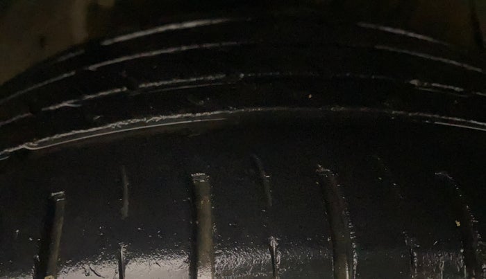 2021 Maruti S Cross ZETA AT 1.5, Petrol, Automatic, 30,141 km, Right Front Tyre Tread