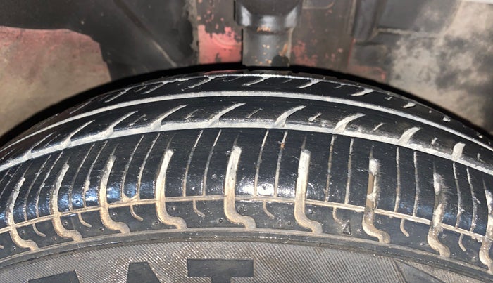 2016 Renault Kwid RXT 0.8, Petrol, Manual, 45,598 km, Right Front Tyre Tread