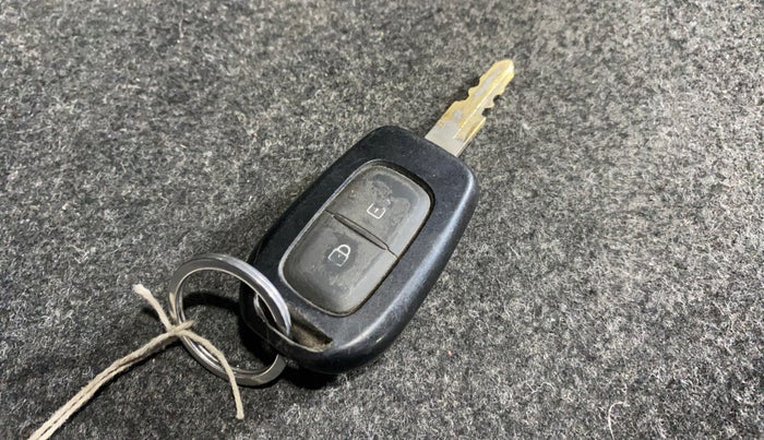 2016 Renault Kwid RXT 0.8, Petrol, Manual, 45,598 km, Key Close Up