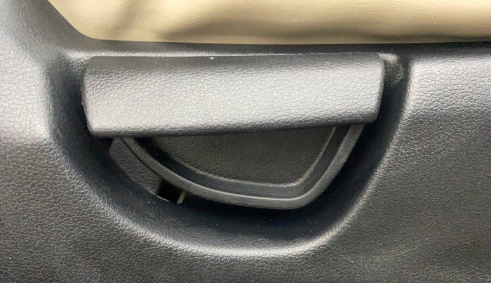 2019 Hyundai NEW SANTRO SPORTZ MT, Petrol, Manual, 52,604 km, Driver Side Adjustment Panel