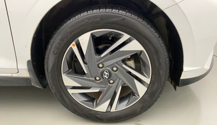 2022 Hyundai NEW I20 ASTA (O) 1.2 MT, Petrol, Manual, 3,271 km, Right Front Wheel
