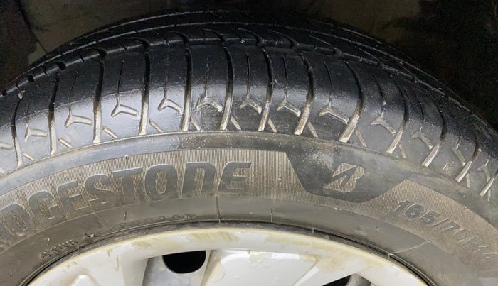 2019 Hyundai NEW SANTRO SPORTZ CNG, CNG, Manual, 85,920 km, Left Front Tyre Tread