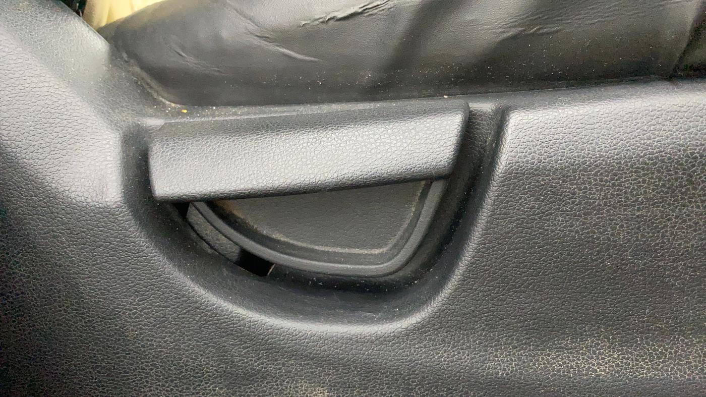 2019 Hyundai NEW SANTRO SPORTZ CNG, CNG, Manual, 85,746 km, Driver Side Adjustment Panel
