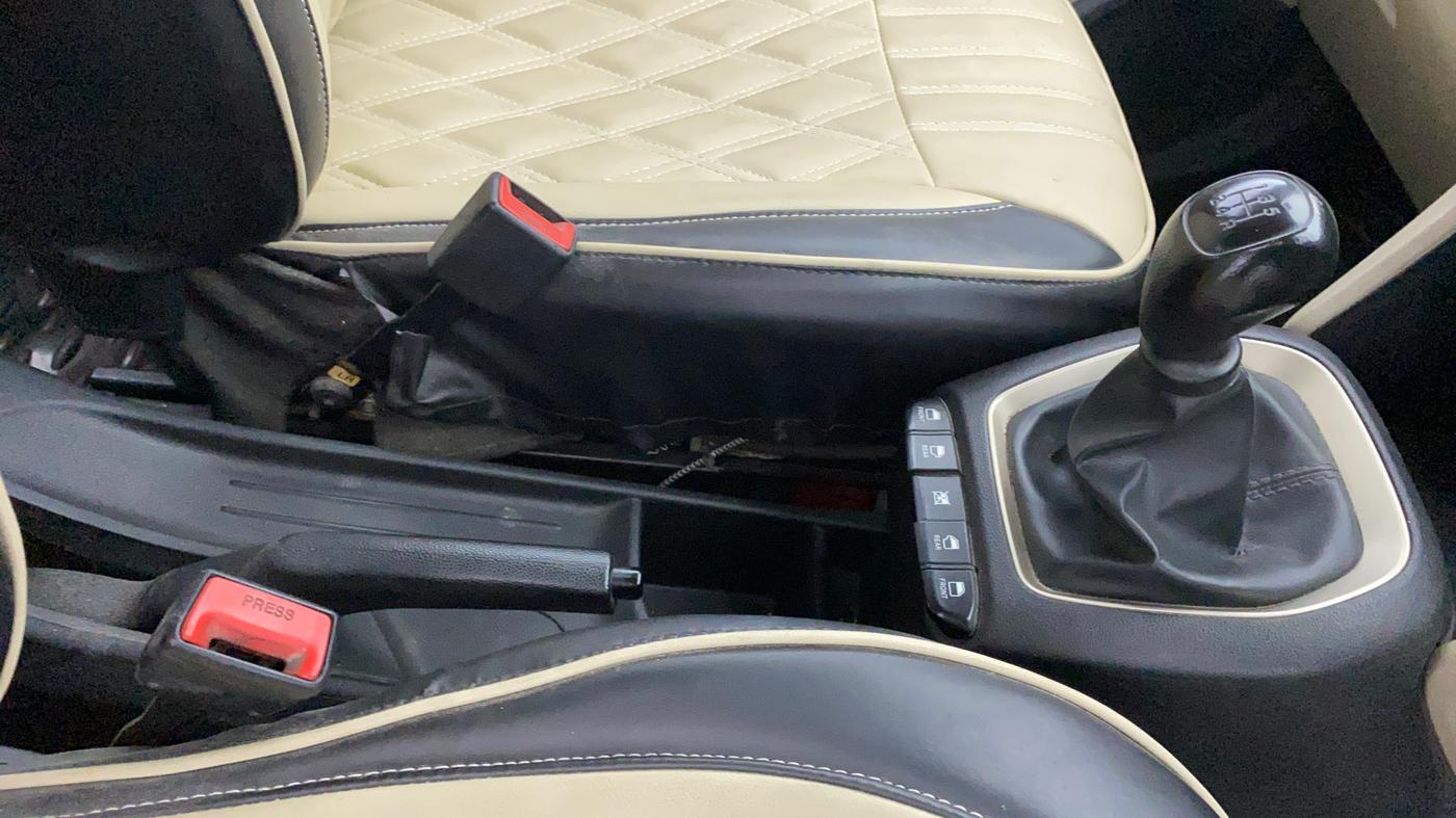 2019 Hyundai NEW SANTRO SPORTZ CNG, CNG, Manual, 85,746 km, Gear Lever