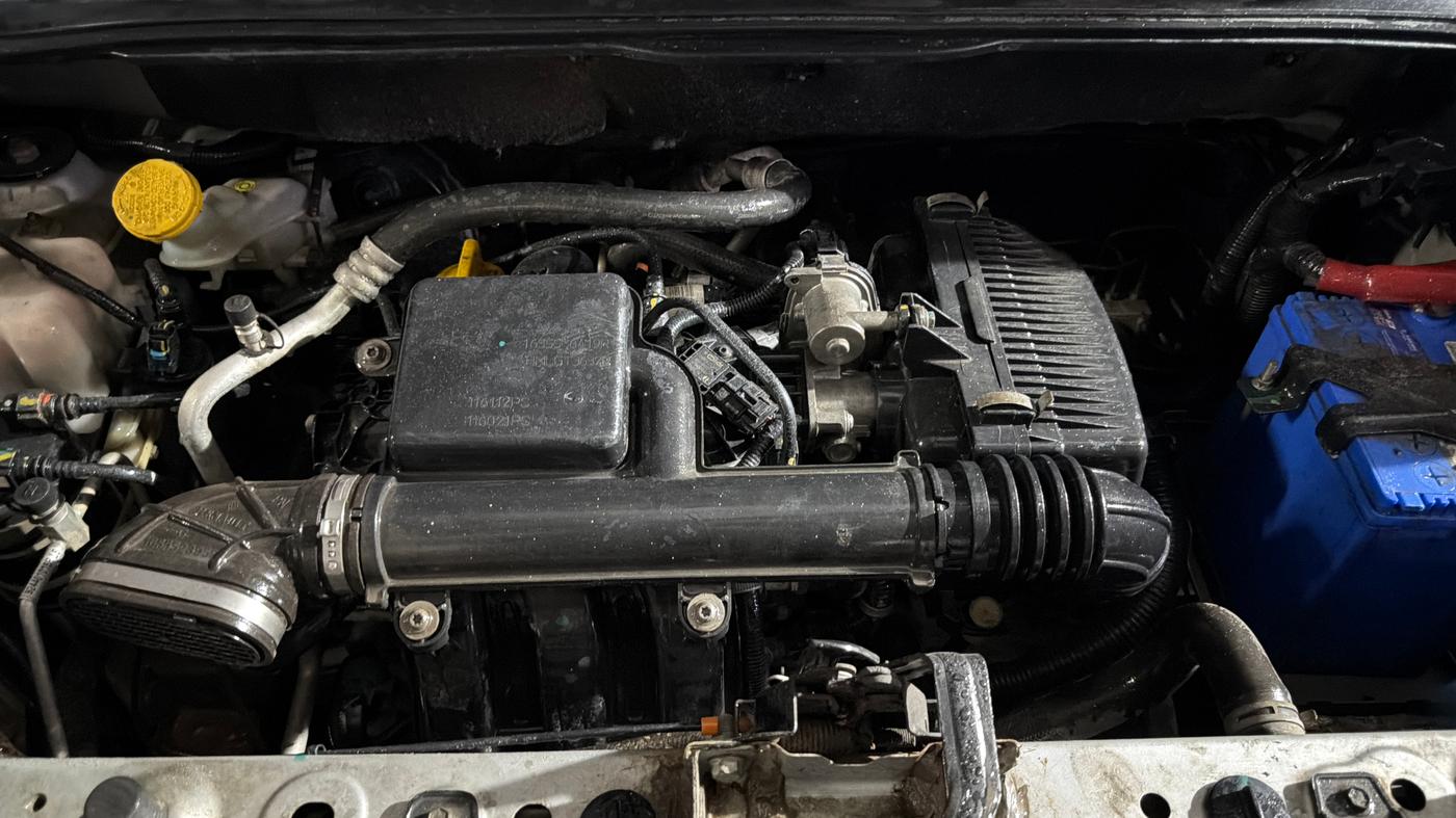 2019 Renault TRIBER RXT, Petrol, Manual, 67,579 km, Engine View
