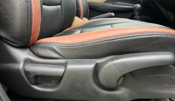2018 Honda Jazz 1.5L I-DTEC V, Diesel, Manual, 59,090 km, Driver Side Adjustment Panel