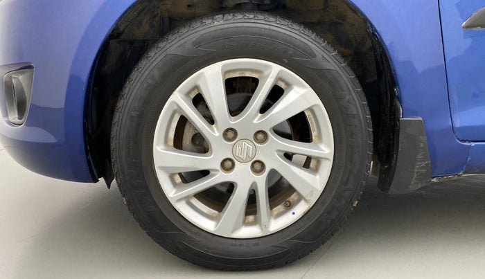2013 Maruti Swift ZXI, Petrol, Manual, 40,611 km, Left Front Wheel