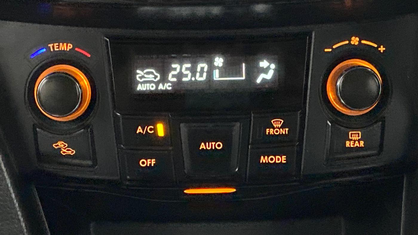 2013 Maruti Swift ZXI, Petrol, Manual, 40,611 km, Automatic Climate Control