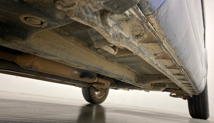 2013 Maruti Swift ZXI, Petrol, Manual, 40,611 km, Right Side Underbody