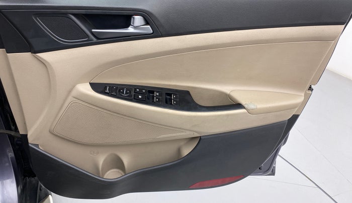 2017 Hyundai Tucson 2WD AT GL PETROL , Petrol, Automatic, 53,209 km, Driver Side Door Panels Control
