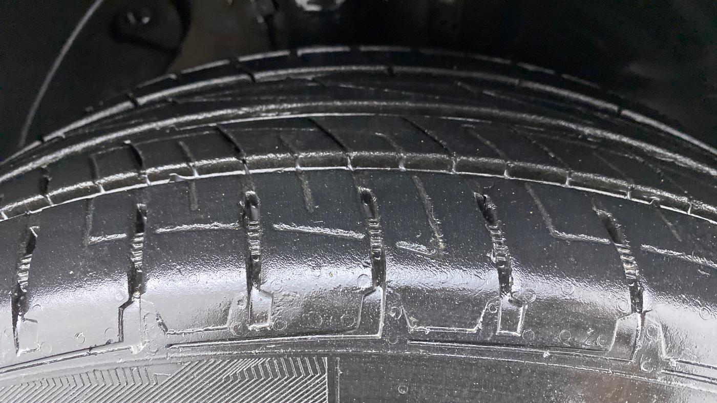 2017 Hyundai Tucson 2WD AT GL PETROL , Petrol, Automatic, 53,209 km, Right Front Tyre Tread