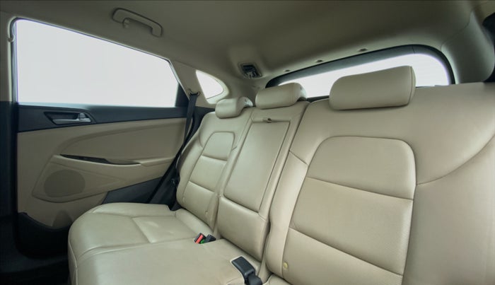 2017 Hyundai Tucson 2WD AT GL PETROL , Petrol, Automatic, 53,209 km, Right Side Rear Door Cabin