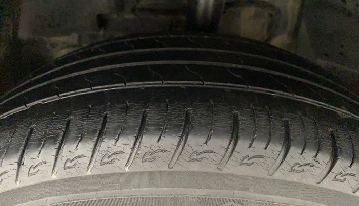 2018 Tata NEXON XZA PLUS PETROL DUAL TONE, Petrol, Automatic, 85,837 km, Left Front Tyre Tread