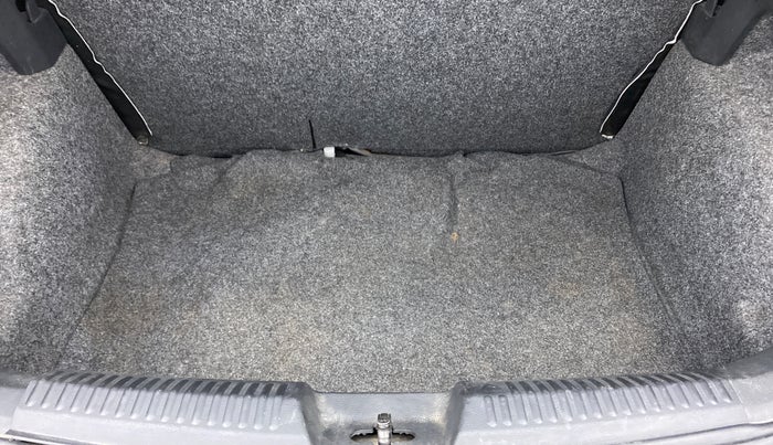 2019 Volkswagen Polo Trendline 1.0 L Petrol, Petrol, Manual, 61,142 km, Boot Inside