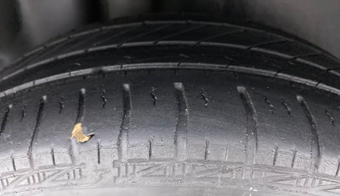 2019 Volkswagen Polo Trendline 1.0 L Petrol, Petrol, Manual, 61,142 km, Right Rear Tyre Tread