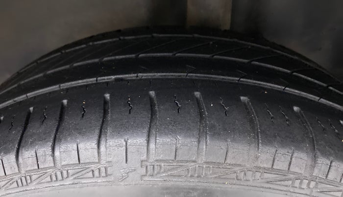 2019 Volkswagen Polo Trendline 1.0 L Petrol, Petrol, Manual, 61,142 km, Left Rear Tyre Tread