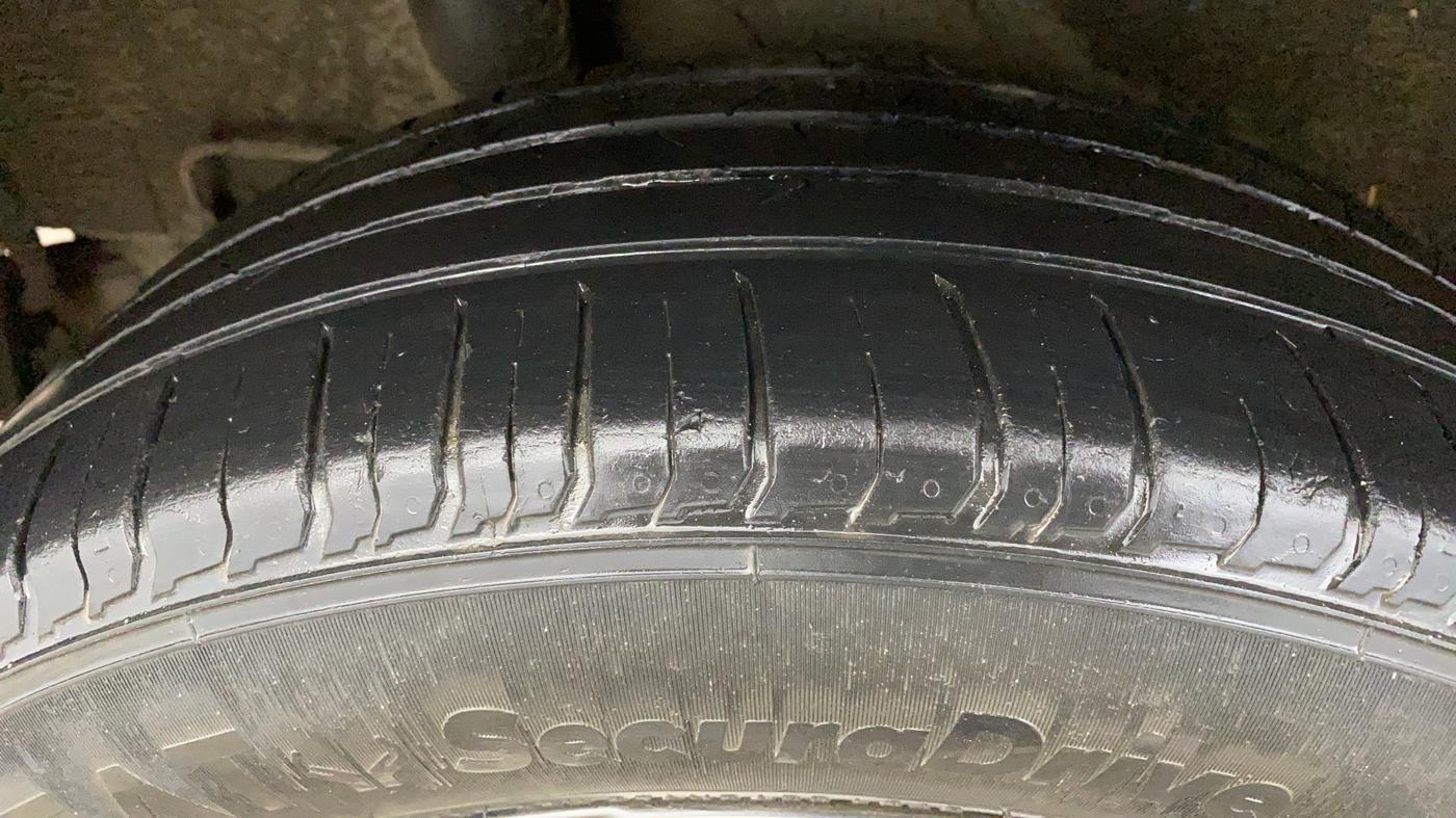 2019 Hyundai VENUE SX PLUS 1.0 TURBO DCT, Petrol, Automatic, 98,975 km, Right Rear Tyre Tread